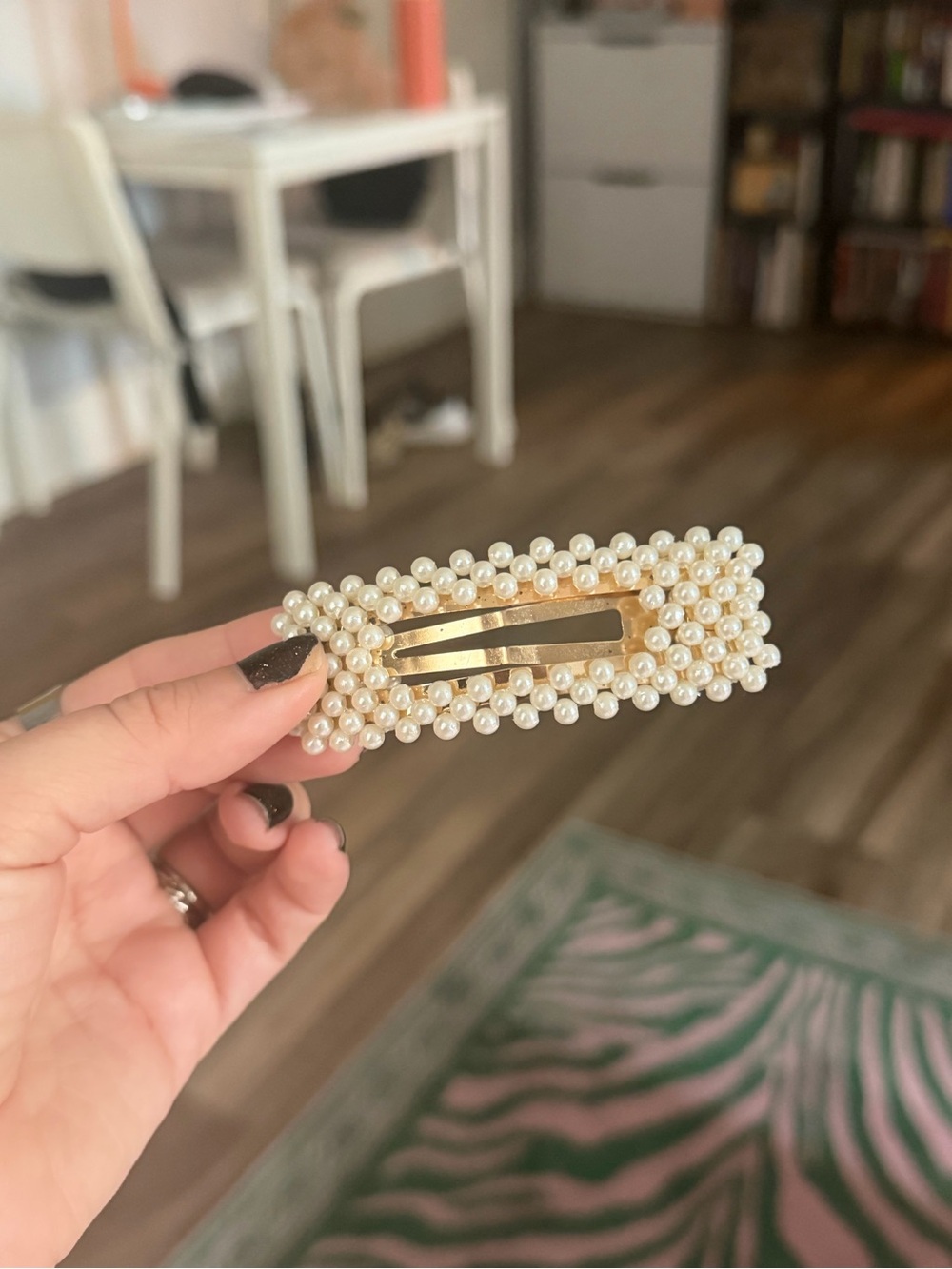 Urban Outfitters Pearl Cluster Gold-Tone Barrette - Ivory Pearls